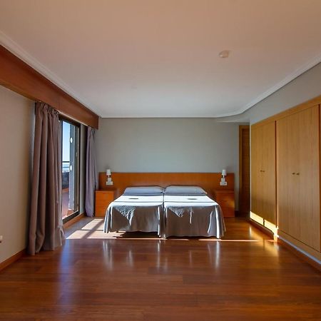 Apartamentos Michel Angelo Benidorm Luaran gambar