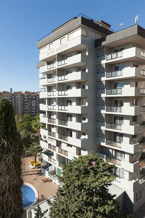 Apartamentos Michel Angelo Benidorm Luaran gambar