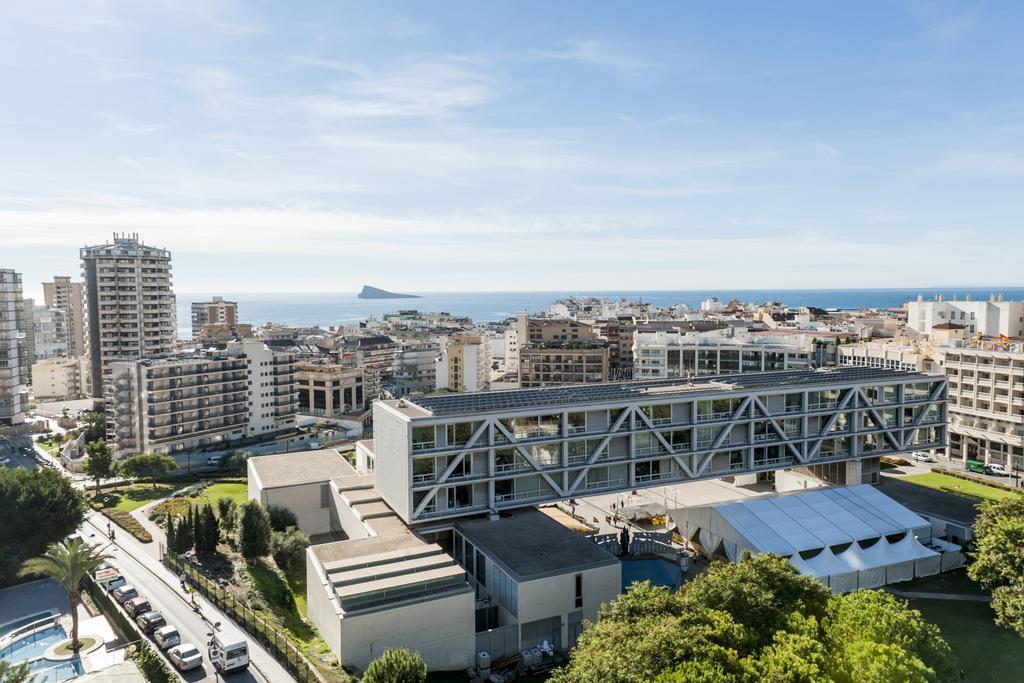 Apartamentos Michel Angelo Benidorm Luaran gambar