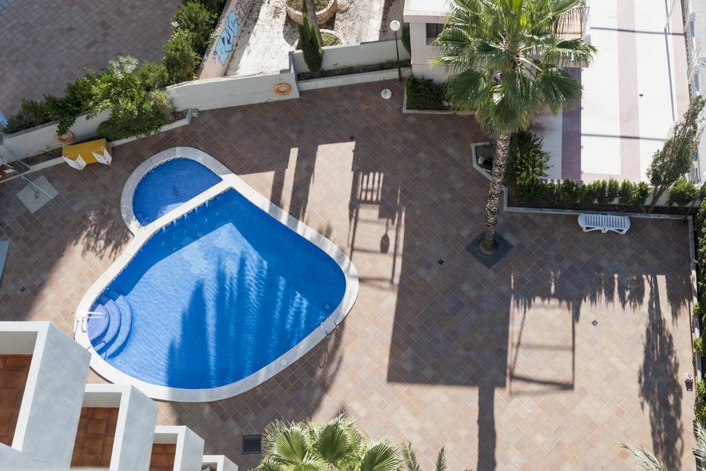 Apartamentos Michel Angelo Benidorm Luaran gambar