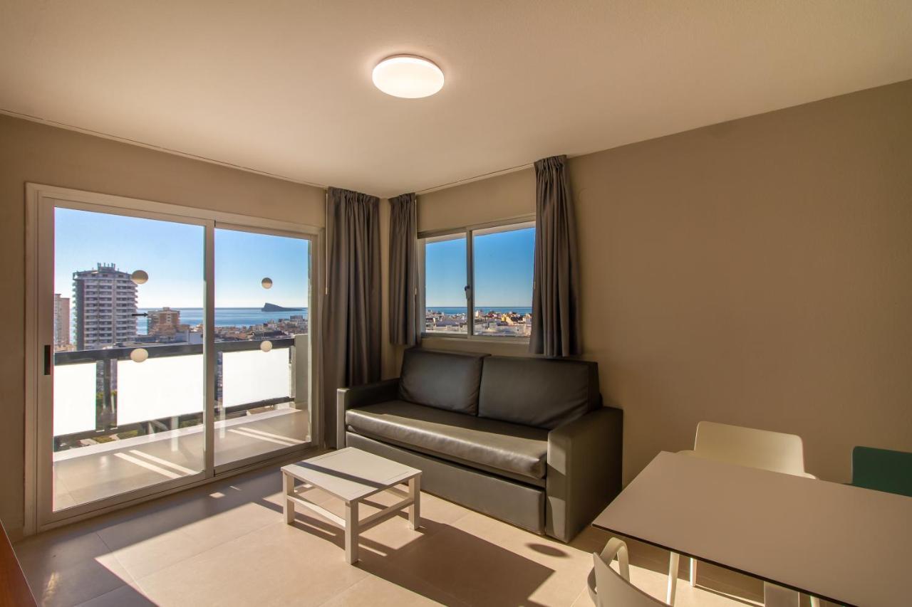 Apartamentos Michel Angelo Benidorm Luaran gambar