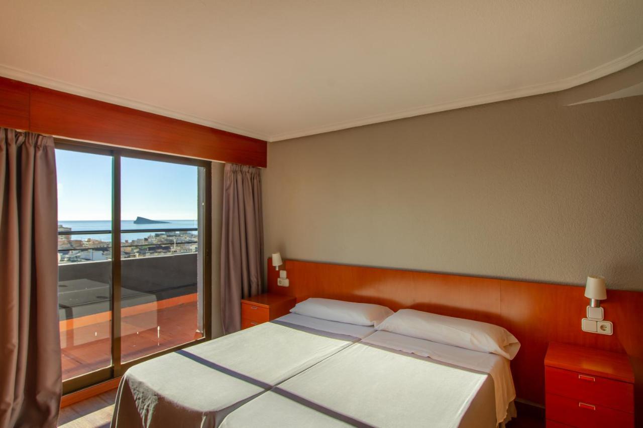 Apartamentos Michel Angelo Benidorm Luaran gambar