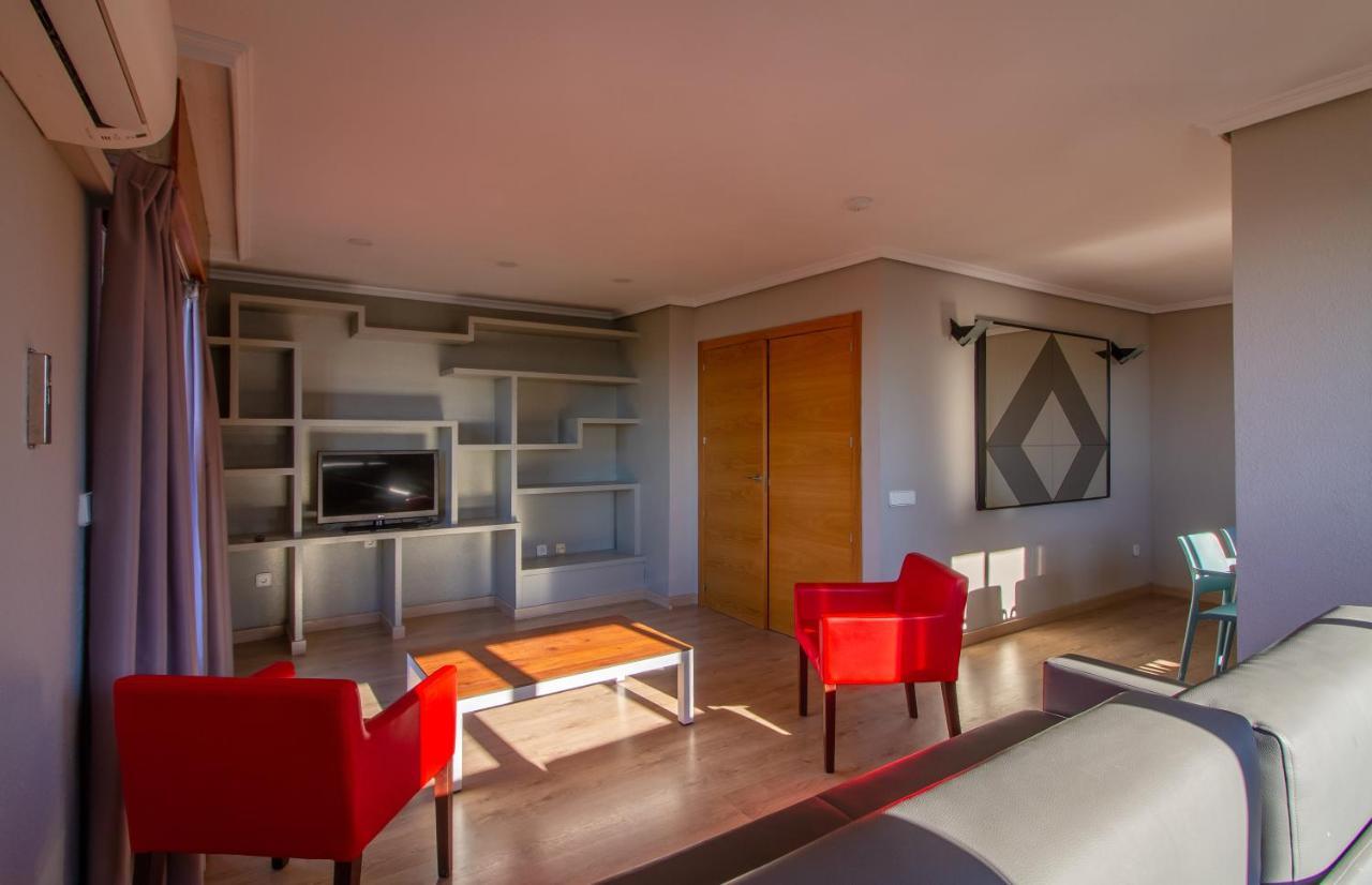 Apartamentos Michel Angelo Benidorm Luaran gambar