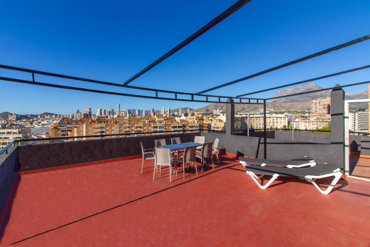 Apartamentos Michel Angelo Benidorm Luaran gambar