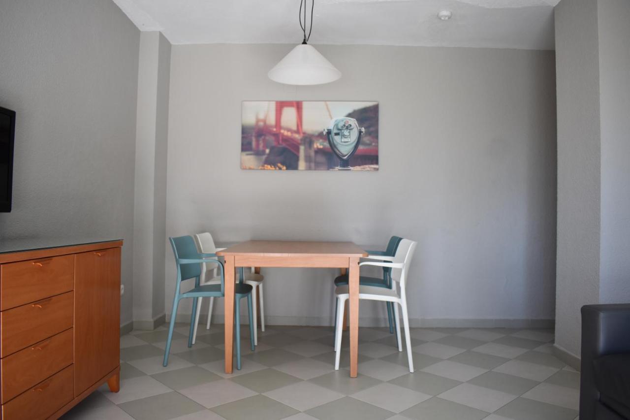 Apartamentos Michel Angelo Benidorm Luaran gambar