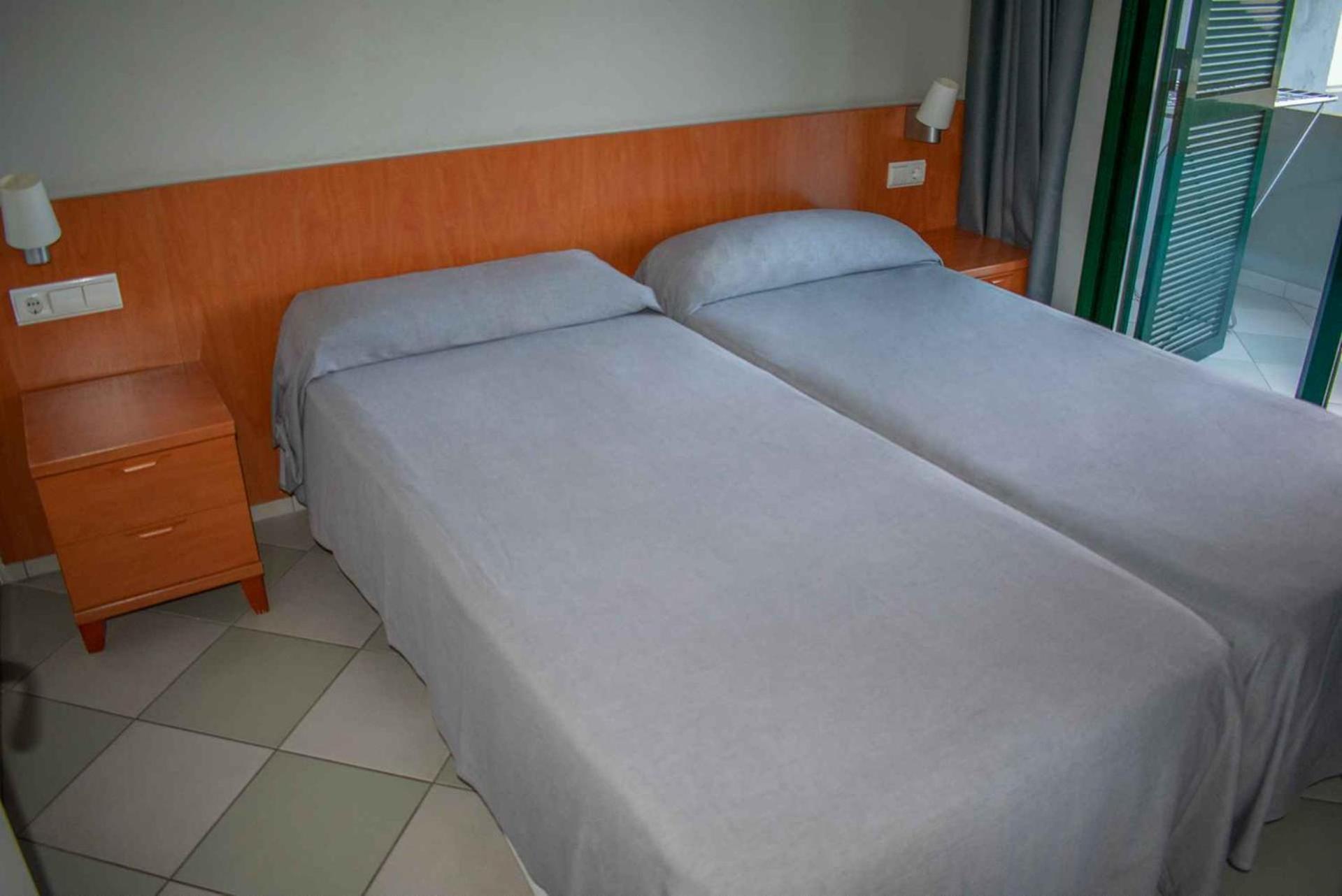 Apartamentos Michel Angelo Benidorm Bilik gambar