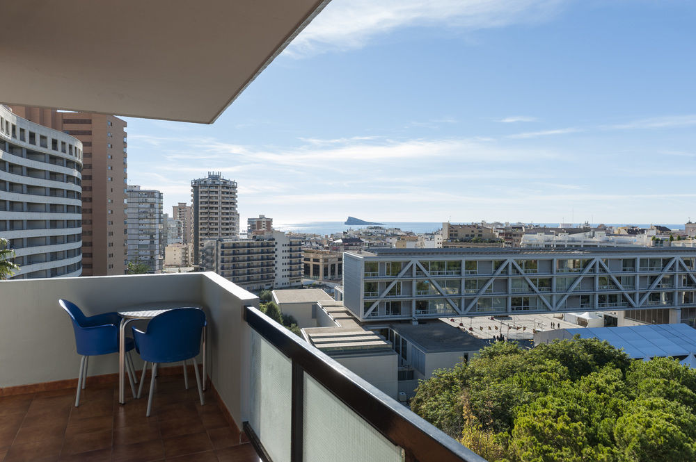Apartamentos Michel Angelo Benidorm Luaran gambar